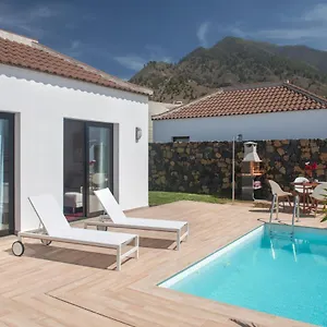 https://villas-taburiente.in-canary-islands.com