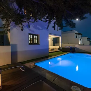 https://valentina-villa-private-pool-garden.puertodelcarmen-hotels.org